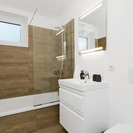2 Bedroom Amazing In Lembruch-duemmer Lembruch