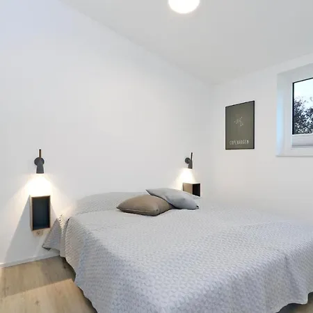 2 Bedroom Amazing In Lembruch-duemmer Dom wakacyjny *